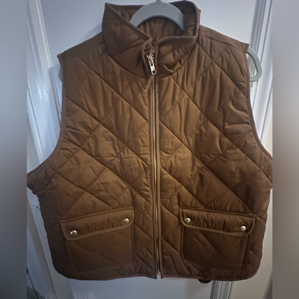 JCREW Quilted Puffer Vest- Cognac/Tan with pink lining.